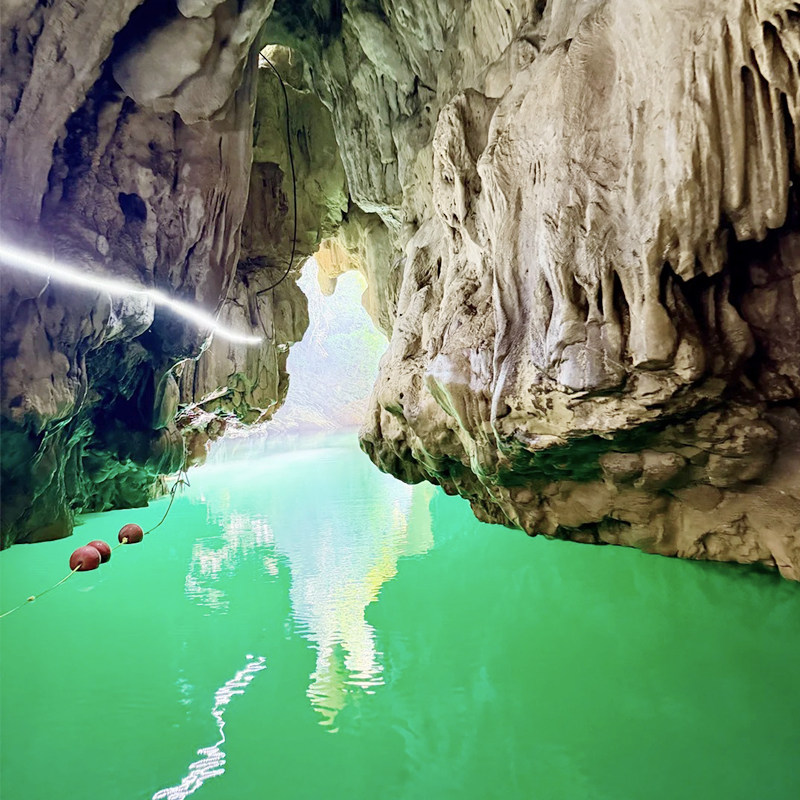 广西崇左百色巴马五日游 德天瀑布通灵明田仕浩坤湖鹅泉纯玩跟团