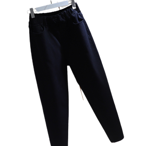 Clear warehouse leak white nine -point pants, girls in summer thin, small leisure trousers, beam of carrot Haron pants tide
