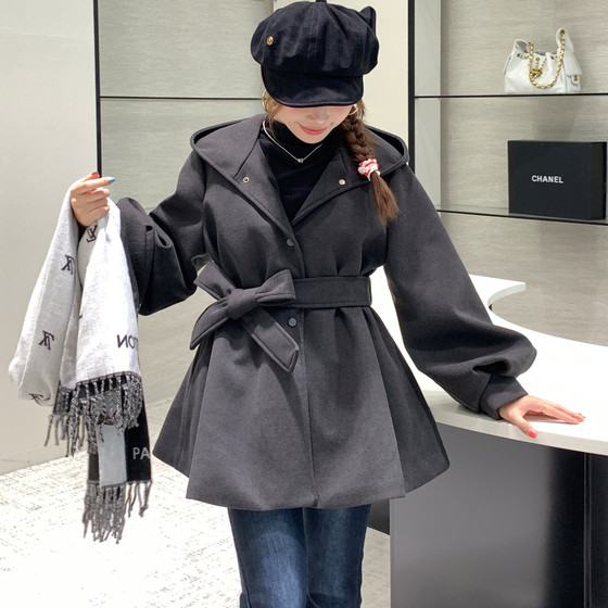 
Sweet girl winter thick hooded woolen coat with lantern sleeves and lace-up small person woolen coat dress trendy