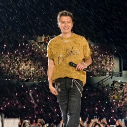 Shenzhen Nicholas Tse Men's and Women's Yellow Pure Cotton T-Shirt Short Sleeve Guangzhou Concert Evolution Merchandise Support