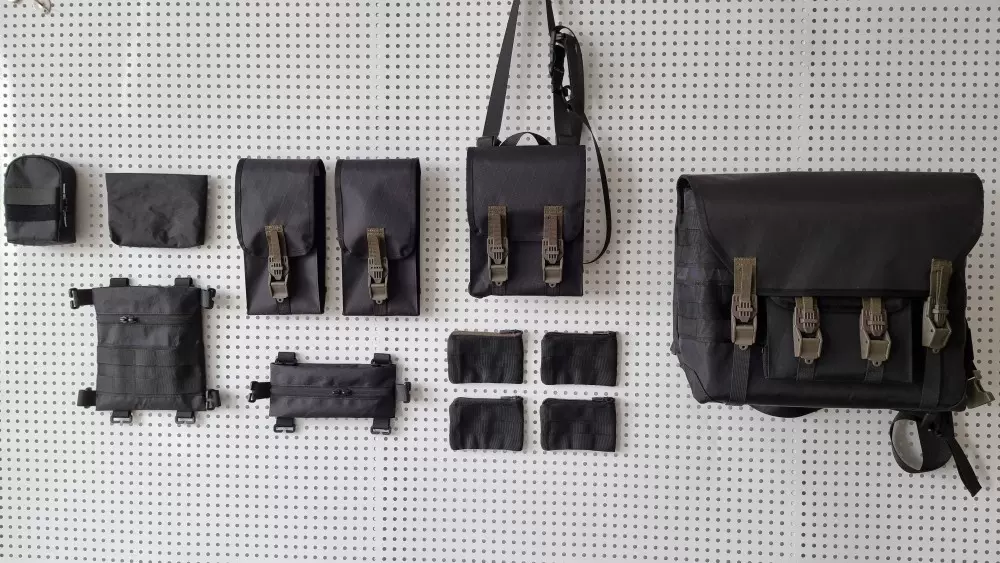 ACRONYM 滴る 3A-MZ4