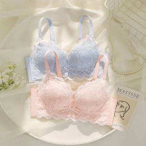 Flat breasts AA cup underwear girl small breasts gathered, showing large steel rims, no steel rims, parallel milk, anti -sagging, bra and new products in autumn and winter