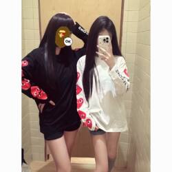 Heavyweight Long-Sleeve T-Shirt with Arm Print, Heart Letters, Loose Fit, Korean Style, Fashionable and Versatile Women's Top for Early Autumn