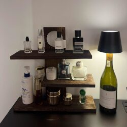 Retro Perfume Storage Rack, Dressing Table, Skin Care Products, Multi-Layer Solid Wood Storage and Organization Rack, Desktop Cosmetics Display Rack