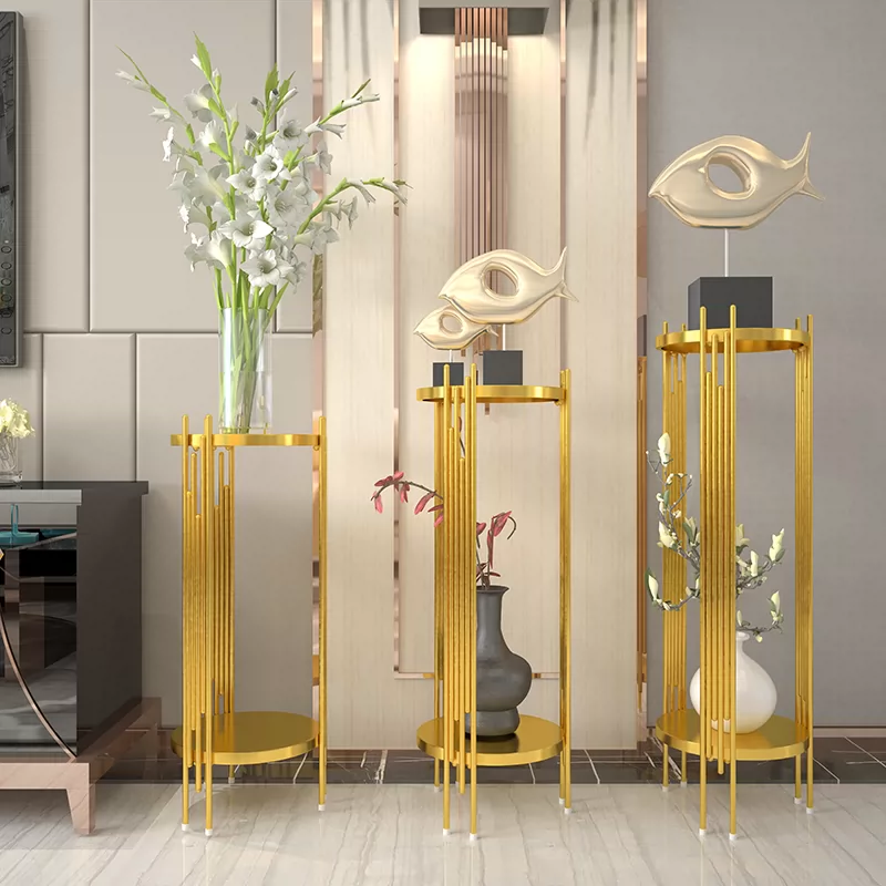 金色北欧花架简约铁艺落地客厅三角花盆架装饰绿萝花架子创意花器 金色北欧花架简约铁艺落地客厅三角花盆架装饰绿萝花架子创意花器