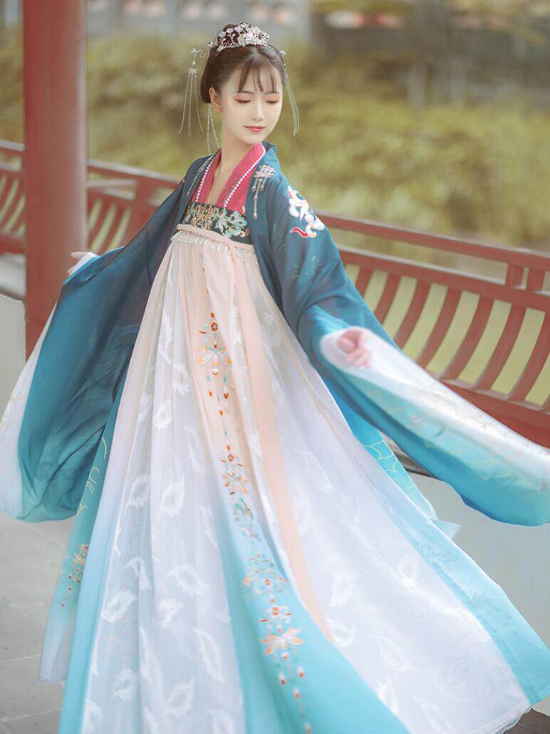 如梦霓裳凤凰刺绣大袖衫