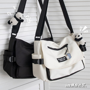 Ins style workwear large capacity crossbody bag for men and female students can hold books for Japanese casual shoulder bags for children in class