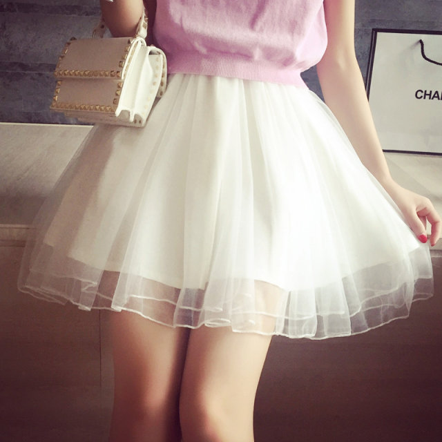 Korean version of spring and summer new large-size women's high waist mesh puffy skirt pants fat girl slim princess O-shaped short skirt