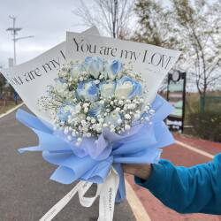Finished Product: Crushed Ice Blue Rose Bouquet, Black Knight Gift for Boyfriend on Valentine's Day, Artificial Soap Flower, Eternal Dried Flower Bouquet