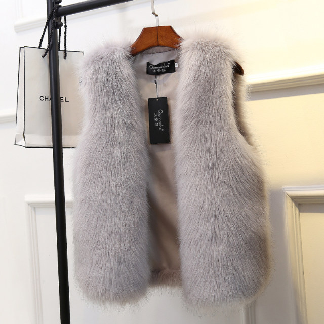 Women's Short Fur Vest