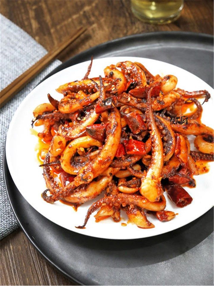 麻辣鱿鱼须,鲜辣的就是好吃