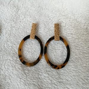
New product fashionable simple earrings cold wind earrings European and American trendy leopard print acetate circle exaggerated large earrings