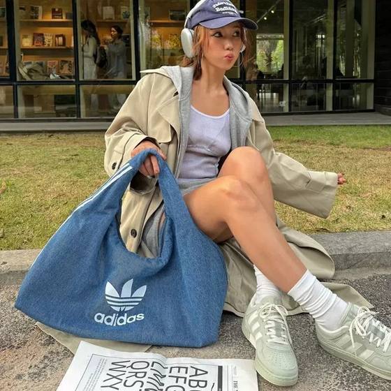 
Adidas/Adidas clover sports casual fashion denim shoulder bag cloud bag IX7693