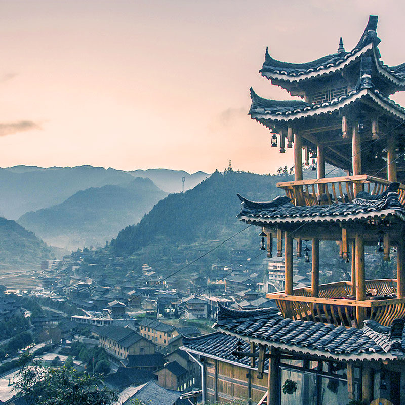 贵州黄果树+荔波+西江+镇远+梵净山跟团6日游 专车专导看多彩表演