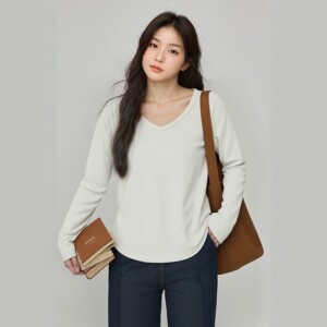 Plus size fat mm giant good-looking women's tops spring new V-neck front shoulder loose cover belly slimming cotton bottoming T-shirt