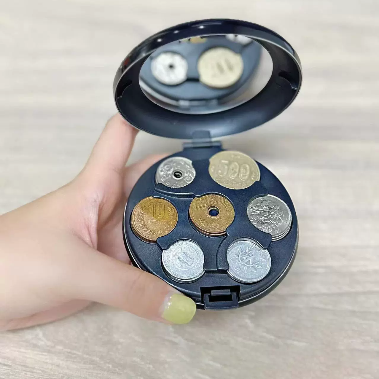 欧洲进口硬币收纳盒旅游好物神器零钱盒欧元包分类整理盒子