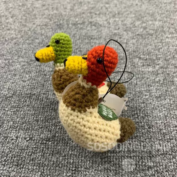 HUMAN MADE CROCHETED DUCKS 编织鸳鸯鸭子挂饰钥匙扣-Taobao