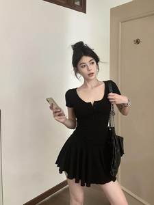 夏季纯欲学院风U领收腰褶皱裙摆短袖连衣裙高腰短裤套装