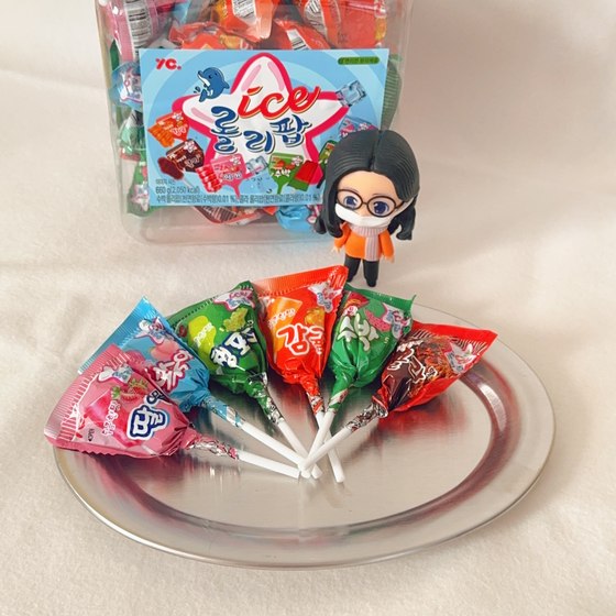 New Year's goods candy, high-value ice cream lollipop, peach flavor, citrus flavor, strawberry flavor, watermelon flavor, green grape flavor