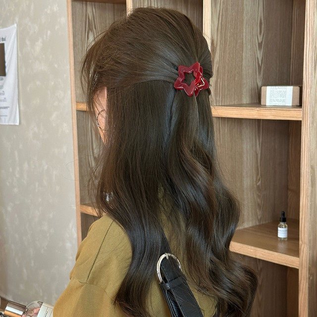 mini star! Small star clip half-tied hair shark clip back of the head hair clip versatile temperament hair accessory