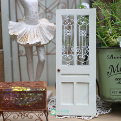 Miniature Dollhouse Handmade Miniature Iron Art Wooden Door Gardening Miscellaneous Goods Ornaments Cute Mini Door 19*7