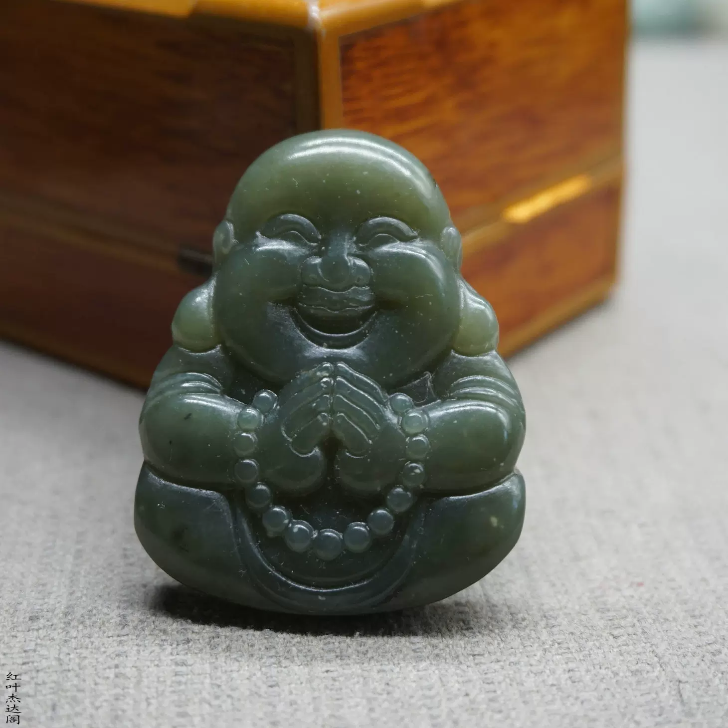 セール Y31)中国和田玉水滴形精彫笑仏弥勒仏像玉牌玉吊墜開運玉器貴重白玉 和田玉青白玉佛公天然玉石吊坠挂件双面雕刻玉佩玉坠玉