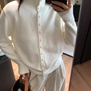 
Korean @eru*e stacked vest! Korean simple and versatile hemmed single-breasted turtleneck knitted sweater jacket