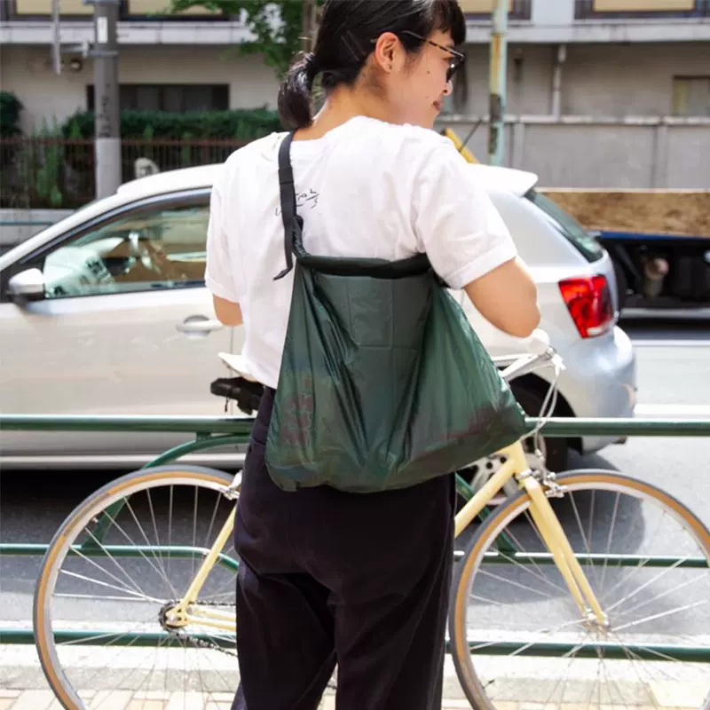 日本FAIRWEATHER packable sacoche超轻防水可折叠便携式旅行小包-Taobao