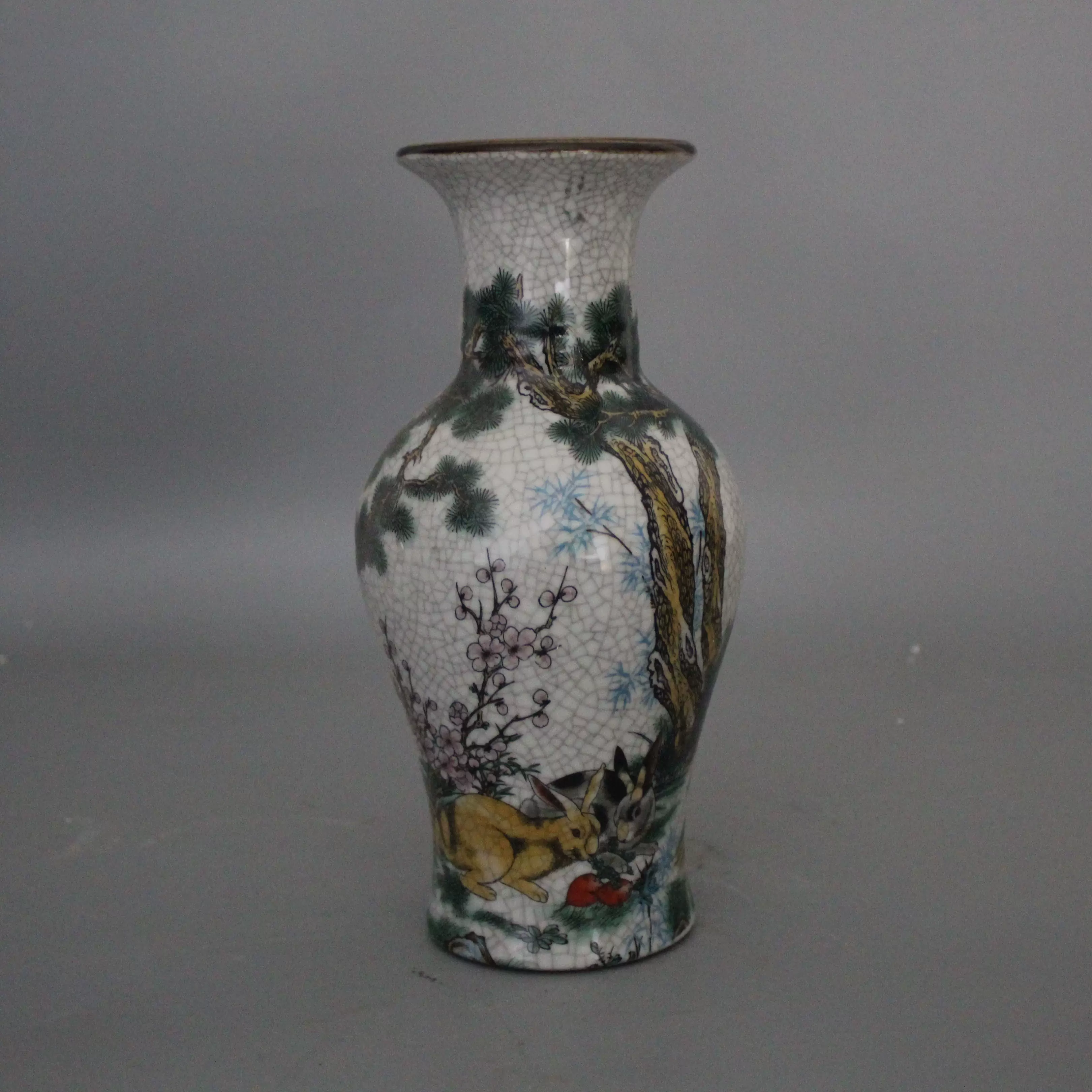 花瓶　中国花瓶　天球瓶　大清乾隆年製在銘　古美術　美術品　工芸品インテリア小物