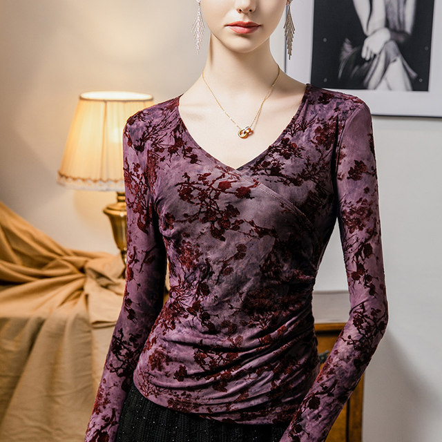 Flocked V-neck top for women slim tie-dye printing 2025 spring new women's pleated fashionable lace base shirt