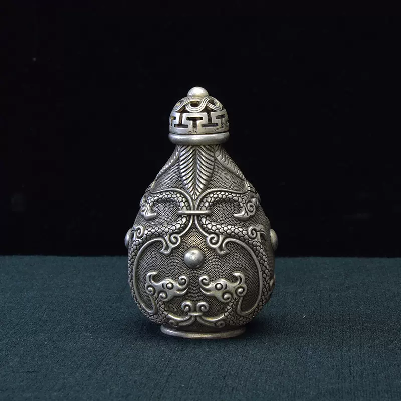 中国古玩時代銅製彫刻達摩紋鼻烟壼！直径4 cm、高さ7 cm-