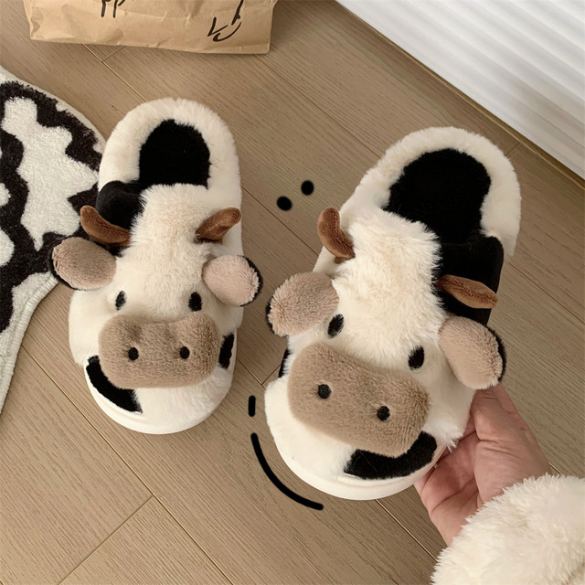 Plush and cute little cows feel like stepping on shit, bedroom home shoes for men and women, new autumn and winter parent-child soft-soled cotton slippers