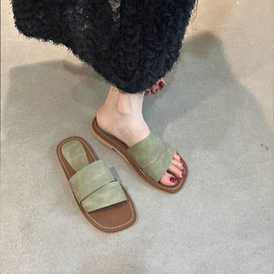 
Niche design retro flat slippers for women summer outer wear 2026 new fairy style seaside vacation beach slippers