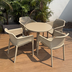 Outdoor Carbon Steel Small Round Table and Chair Set for Leisure and Meeting, Suitable for Balconies, Home Dining Tables, and Outdoor Plastic Chairs for Milk Tea Shops