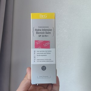 
Sasha buys Korean Dr.G multifunctional full-effect BB cream SPF30 oil control concealer 60ml drg SPF30PA++