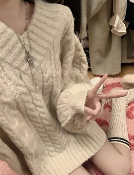 High-end feel! Twist thick thread soft and glutinous pullover sweater for women's spring clothes new Korean loose V-neck sweater top