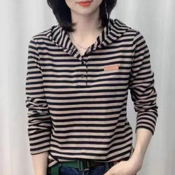 Elegant and Youthful Spring/Summer Hooded T-Shirt for Women, Loose, Casual, Versatile, Pure Cotton Striped Top, Base Layer Shirt