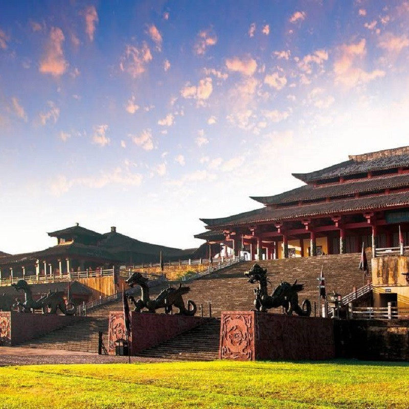 杭州出发,乌镇+横店2日纯玩游,赏西栅日夜全景,打卡横店秦王宫