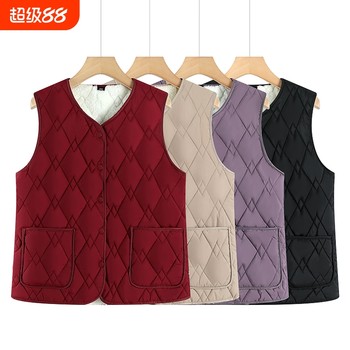 Middle-aged and elderly mothers with autumn and winter vest grandma top casual