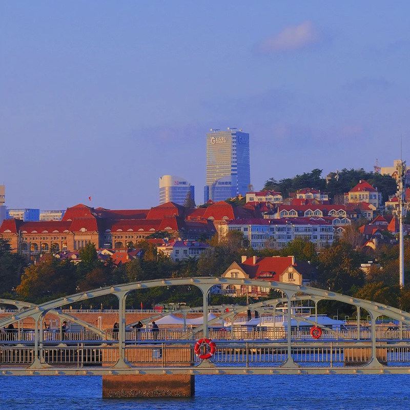 青岛发-栈桥+八大关景区+五四广场+天主教堂外景一日游 青岛市区