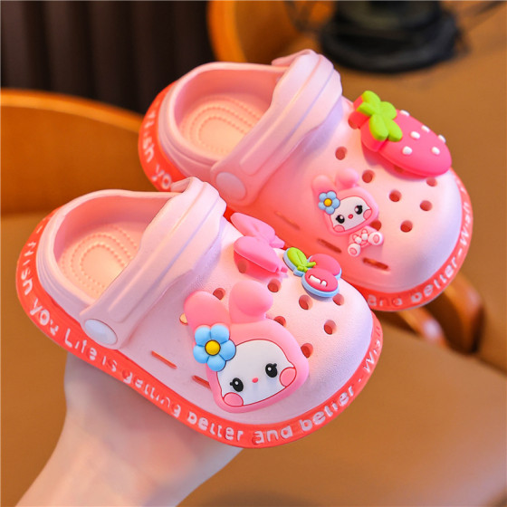 
Children's sandals summer cartoon soft-soled Baotou infants and young children home bath baby girl children's hole shoes