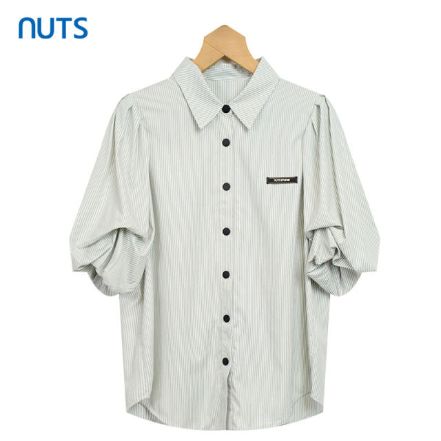 NUTS striped summer niche shirt women's mid-sleeved five-point sleeve top puff sleeve women's clothing 326011455B-399