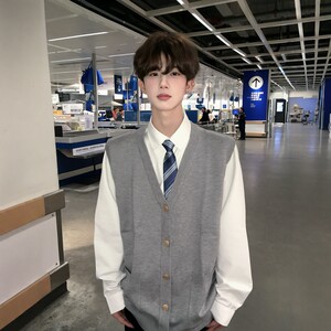 
[Strange] dk uniform genuine vest basic knitted cardigan vest college style sweater men's top set
