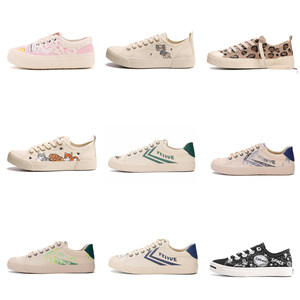 
Feiyue hand-painted shoes Japanese cartoon painted shoes low-top bread sole Dafu Feiyue flagship store shoes graffiti canvas shoes