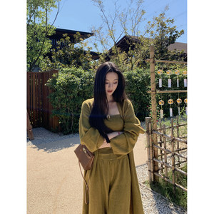 
MINI STUDIO Xu Lin Munich old money gentle temperament cardigan tube top trouser suit three-piece set