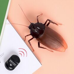 Remote Control Cockroach Animal Prank Insect Toy Simulation Model Boys Back-To-School Children's Novelty Gift
