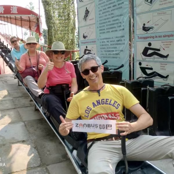 Mutianyu Great wall Round-trip ZANBUS Tour (Daily) 8/9/10 am