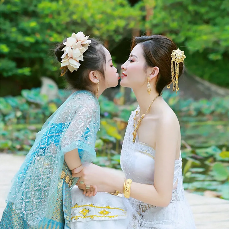 昆明西双版纳纯玩4日游精品小团昆明动车往返亲子游中科植物园