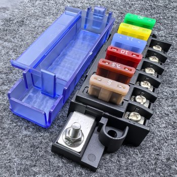 
Vehicle fuse box truck RV modification universal multi-channel safety insert holder with high temperature resistance 1 inlet 6 out 8 lines 4 channels