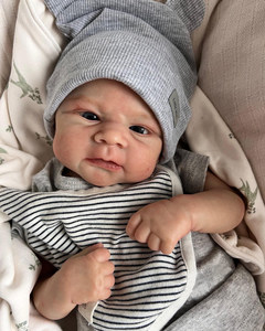 
18-inch simulation doll, handmade 3D skin with visible veins and bloodshot cross-border e-commerce supply